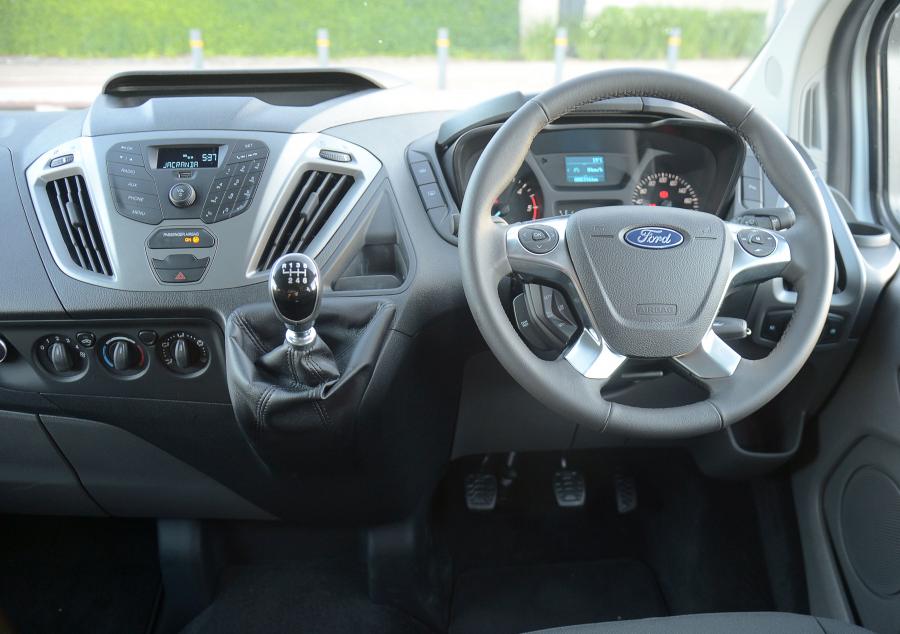 Торпедо Ford Tourneo Custom LWB 2018 года  (ZA) (фото 12 из 22)